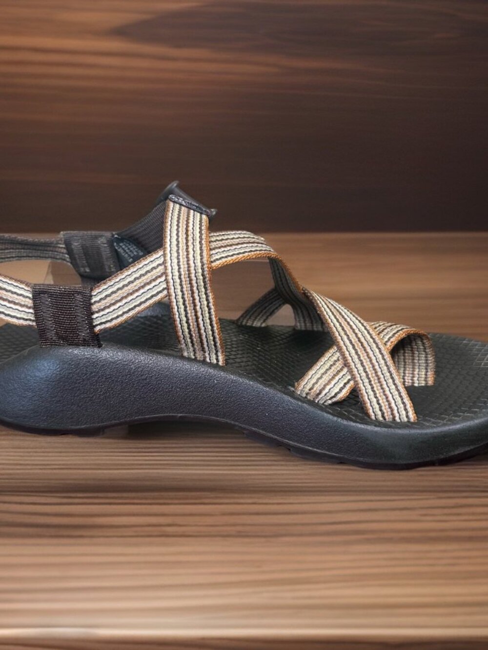 Chaco Women's Sandal Size 8 Earth Tone Strap Stripes Hiking Z2 Unaweep MSRP $105